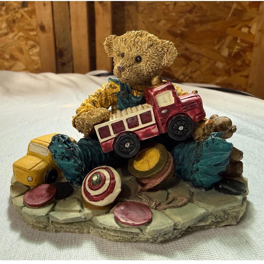 Ganz Cottage Collectibles Bernie My Toys Bear Figurine Mary Holstad CC2043 1996